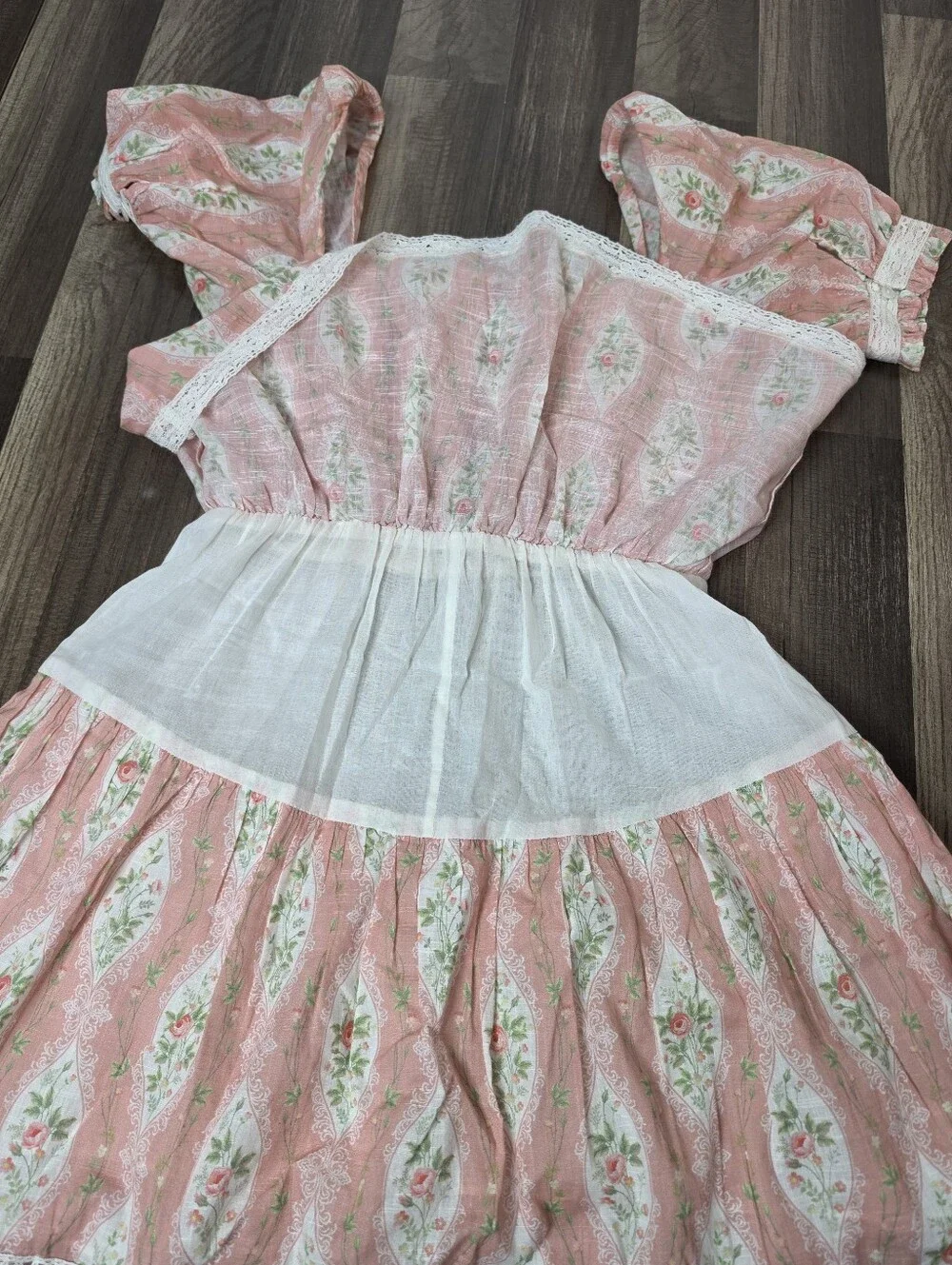 Ellsworth + Ivey Pink Floral Lace Babydoll Mini Dress Romantic Fairycore. XS